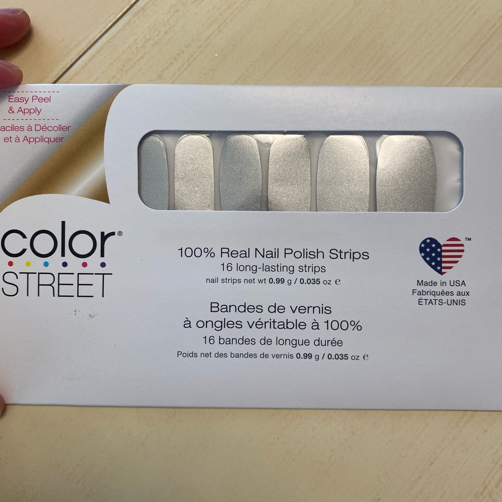 Retired NiB color street Silver Lust